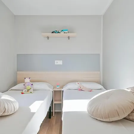 Càmping Castell Montgrí **** * L'Estartit