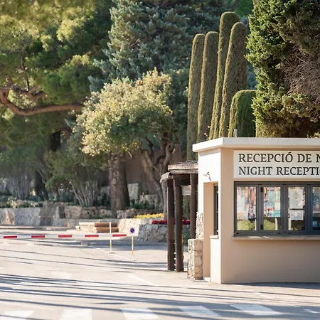 Campsite Castell Montgri ****