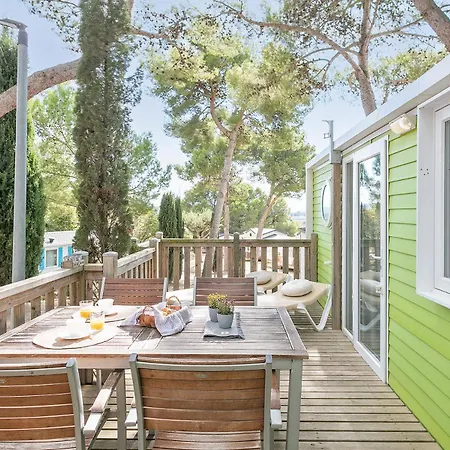 Campsite Castell Montgri ****