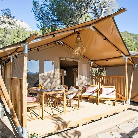 Kamp alanı Castell Montgri ****